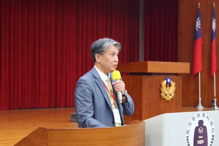 本科沈明昌主任擔任生命教育發表人圖片