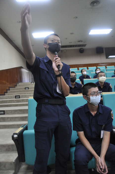45期學生針對輪機學不懂疑問之處向學長提問圖片